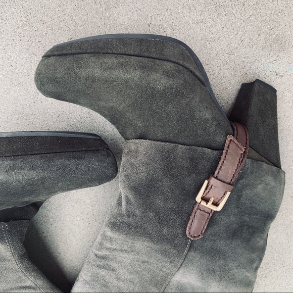 Earthies Lintz gray suede leather stacked heel boot women’s 9.5 - Picture 3 of 7